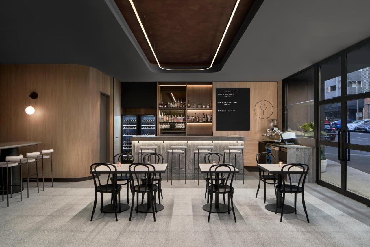 فندق Courtyard By Marriott Melbourne Flagstaff Gardens المظهر الخارجي الصورة