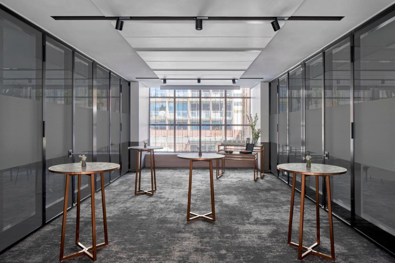 فندق Courtyard By Marriott Melbourne Flagstaff Gardens المظهر الخارجي الصورة