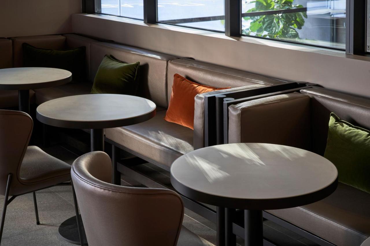 فندق Courtyard By Marriott Melbourne Flagstaff Gardens المظهر الخارجي الصورة