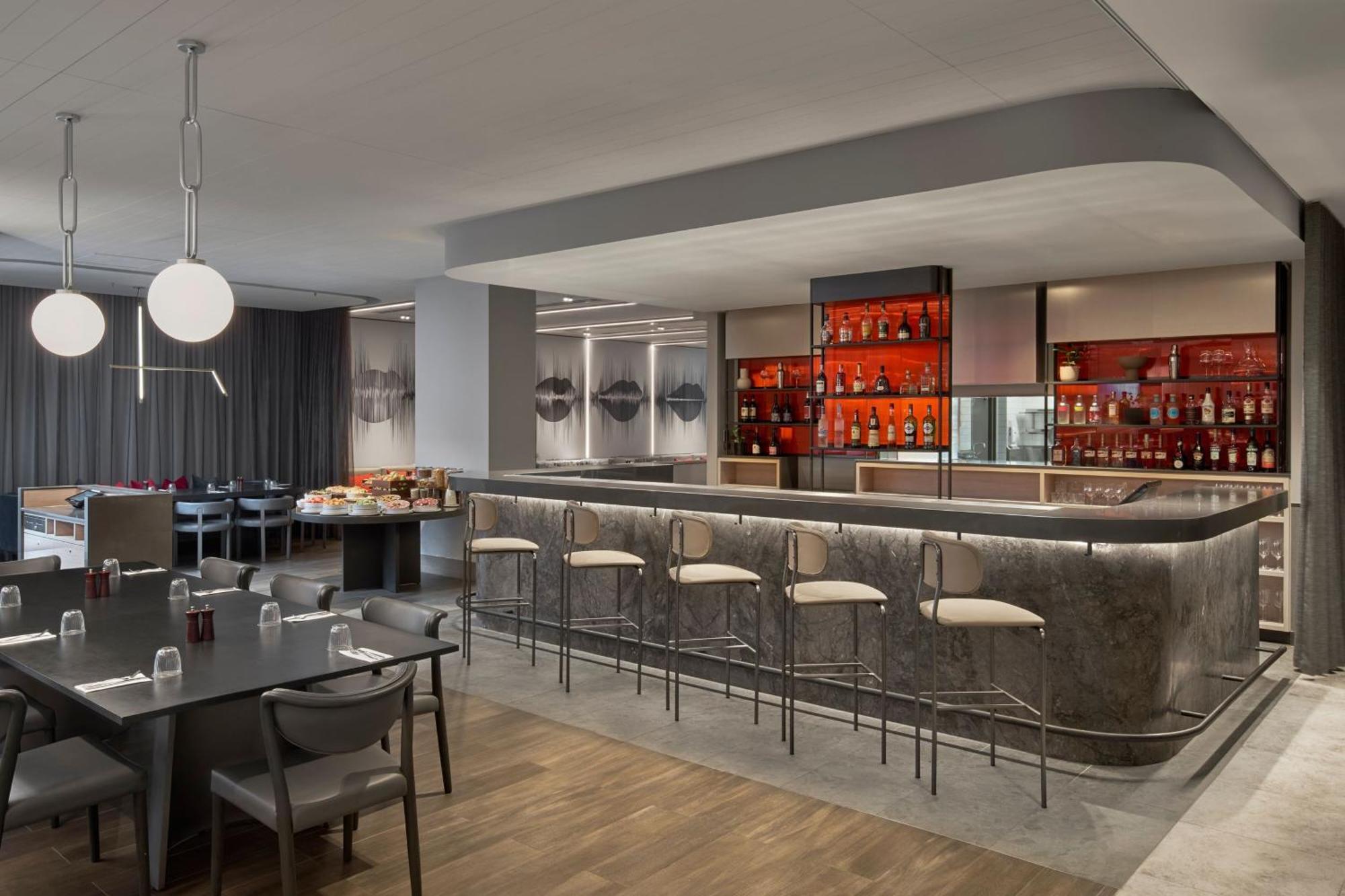 فندق Courtyard By Marriott Melbourne Flagstaff Gardens المظهر الخارجي الصورة