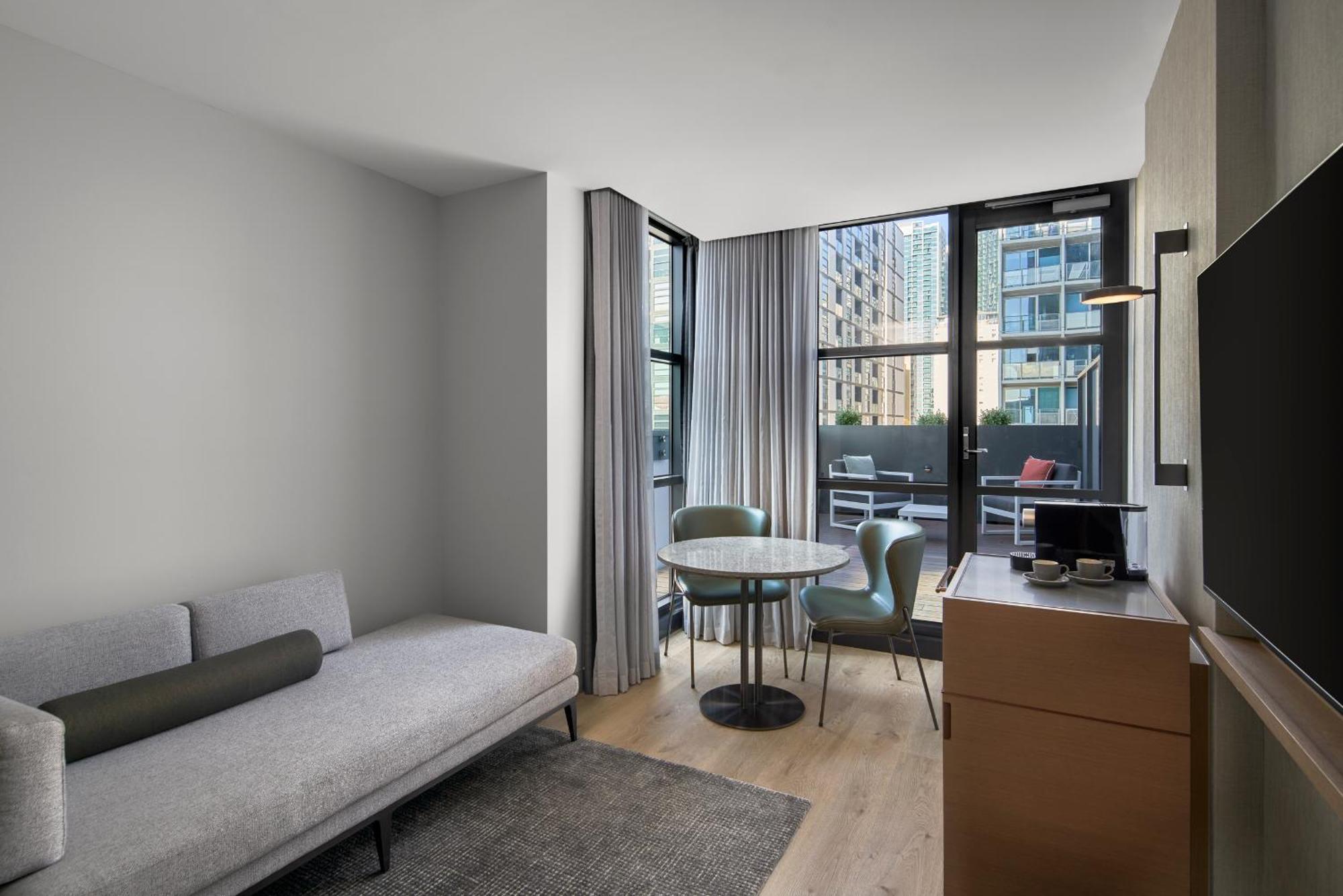 فندق Courtyard By Marriott Melbourne Flagstaff Gardens المظهر الخارجي الصورة