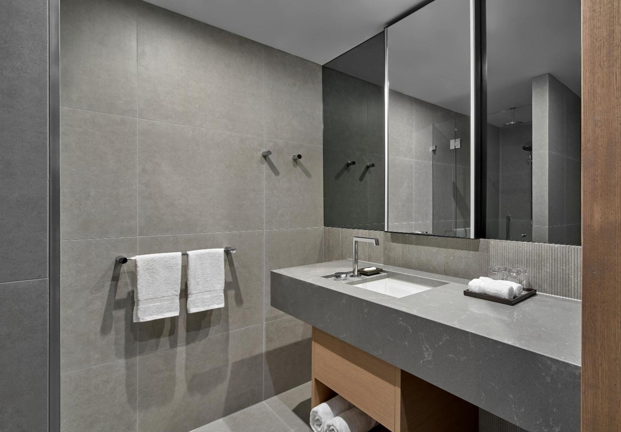فندق Courtyard By Marriott Melbourne Flagstaff Gardens المظهر الخارجي الصورة